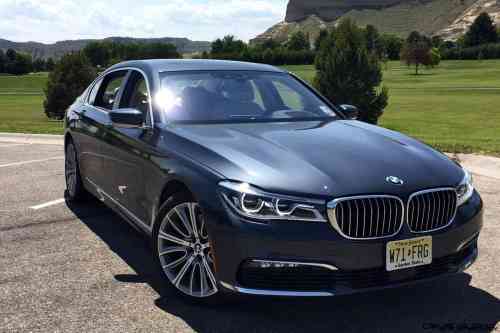 2016 BMW 750I