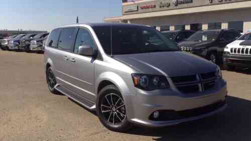 2016 DODGE GRAND CARAVAN R T