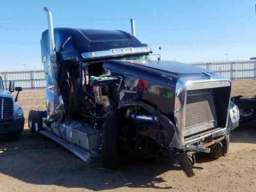 2016 FREIGHTLINER CORONADO