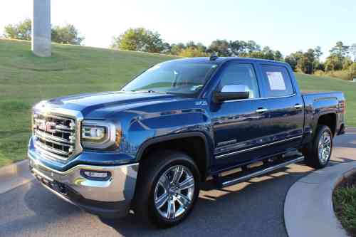 2016 GMC SIERRA