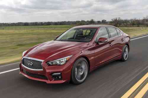 2016 INFINITI Q50