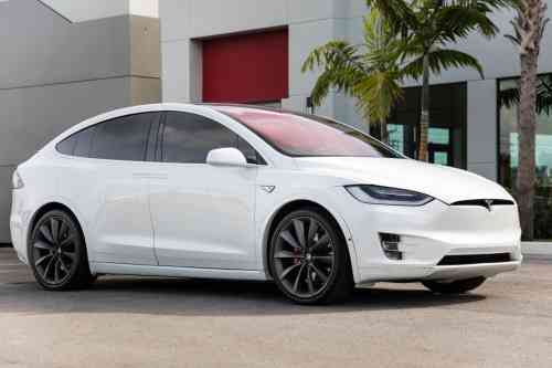 2016 TESLA MODEL X