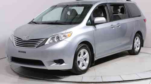 2016 TOYOTA SIENNA