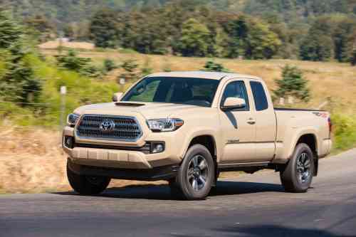 2016 TOYOTA TACOMA