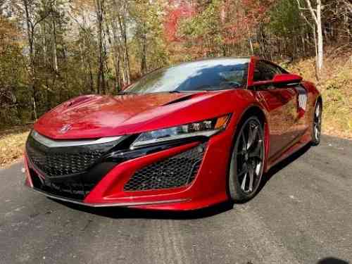 2017 ACURA NSX