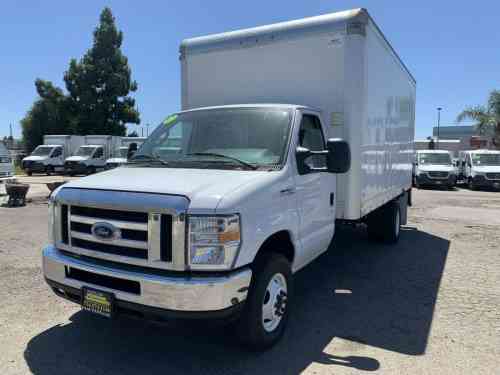 2017 FORD E-450