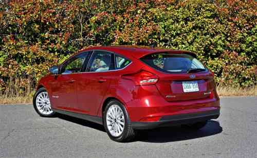 2017 FORD FOCUS