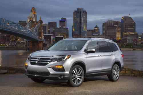 2017 HONDA PILOT