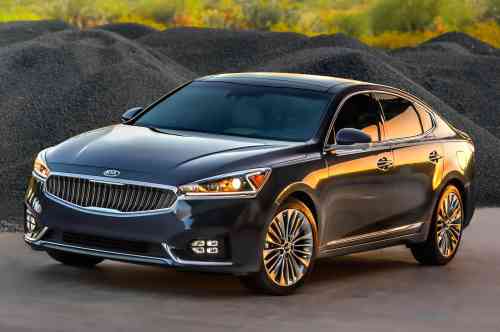 2017 KIA CADENZA