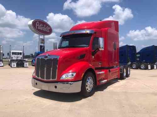 2017 PETERBILT 579