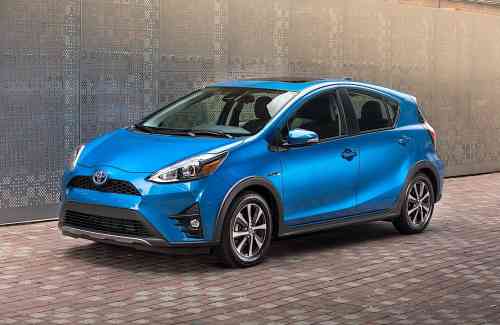 2017 TOYOTA PRIUS C