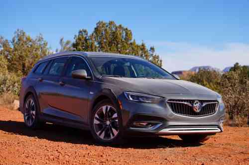 2018 BUICK REGAL TOURX