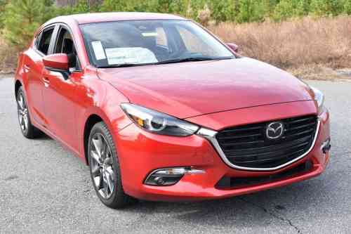 2018 MAZDA MAZDA3