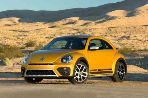 2018 VOLKSWAGEN BEETLE