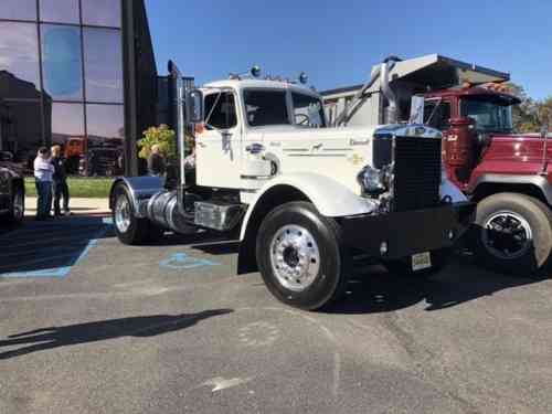 2019 MACK MR